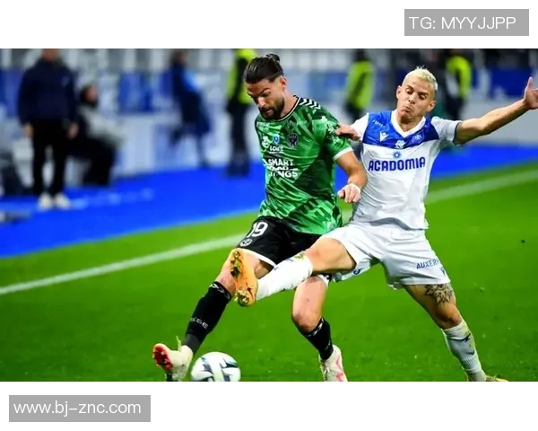 欧塞尔主场迎战斯特拉斯堡期待精彩对决双方争夺宝贵积分的关键战役 欧塞尔主场迎战斯特拉斯堡期待精彩对决双方争夺宝贵积分的关键战役